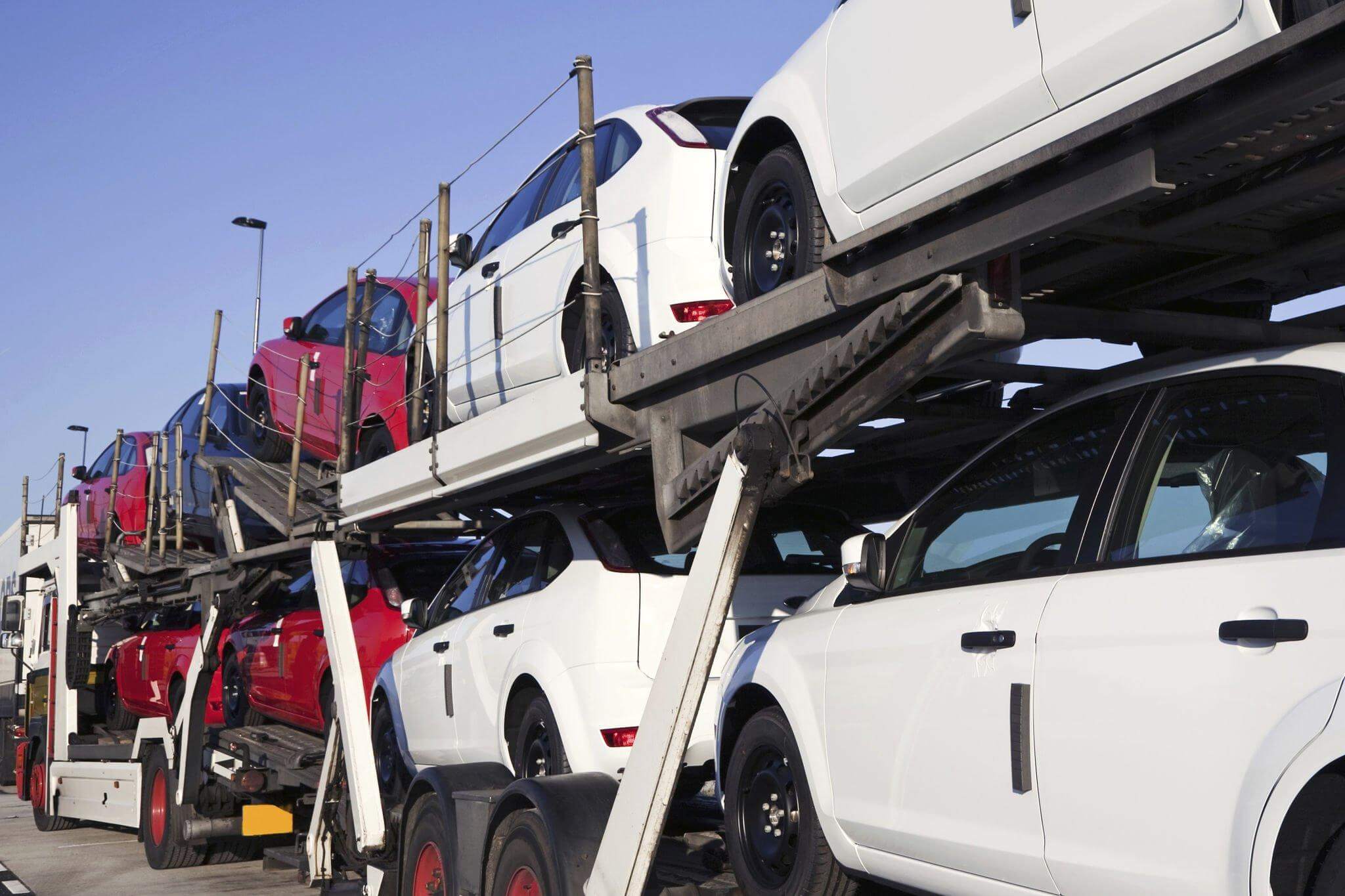 Top 6 Benefits of Car Shipping for College Moves Across the Country - illustration 1