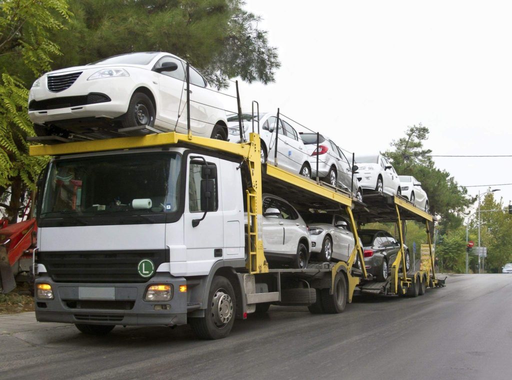 How Do Auto Transport Services Compare To Other Transportation Options - illustration 1